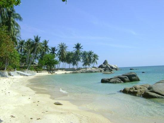 Butterfly Garden Villa Laem Set Beach Exterior photo