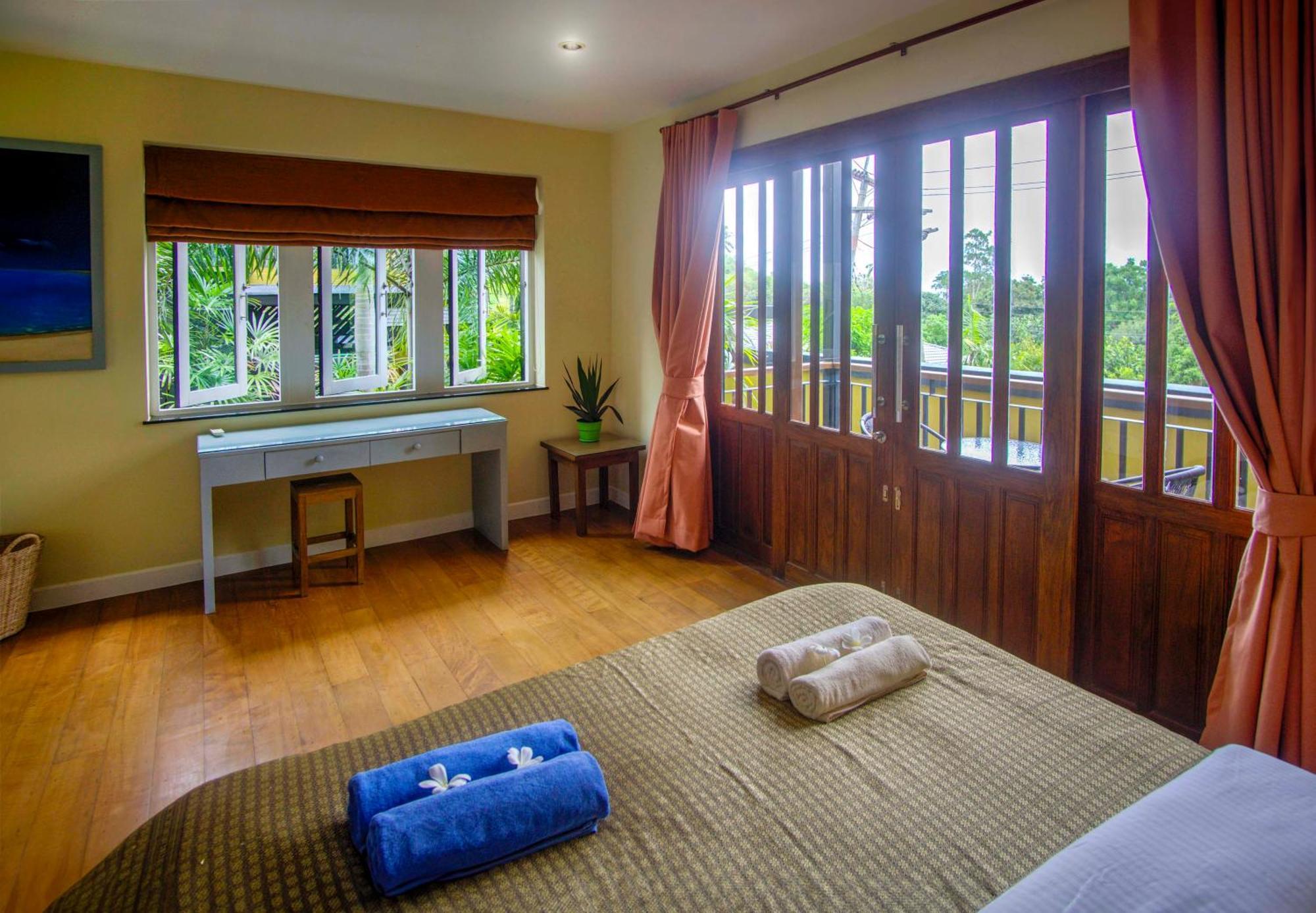 Butterfly Garden Villa Laem Set Beach Exterior photo