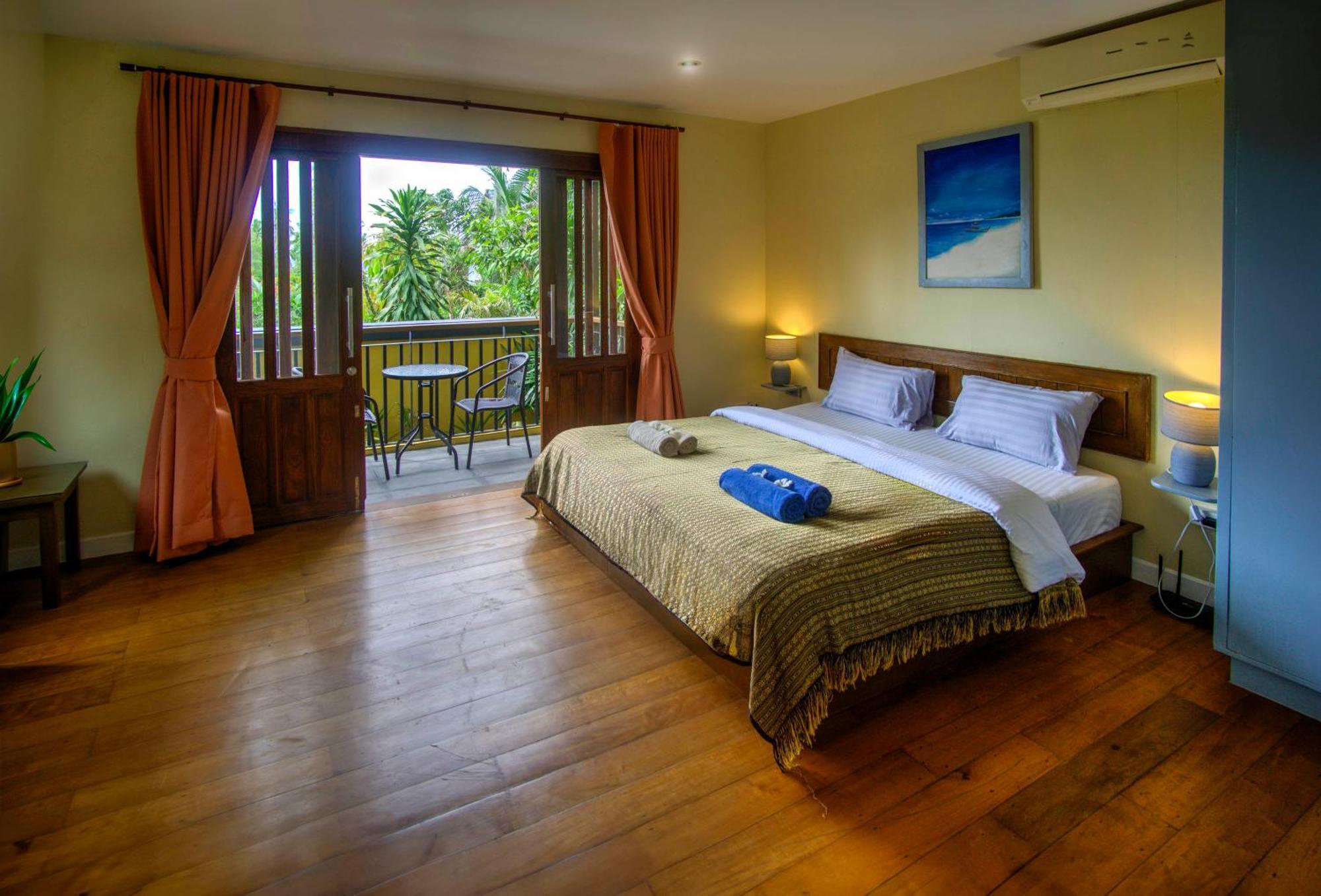 Butterfly Garden Villa Laem Set Beach Exterior photo