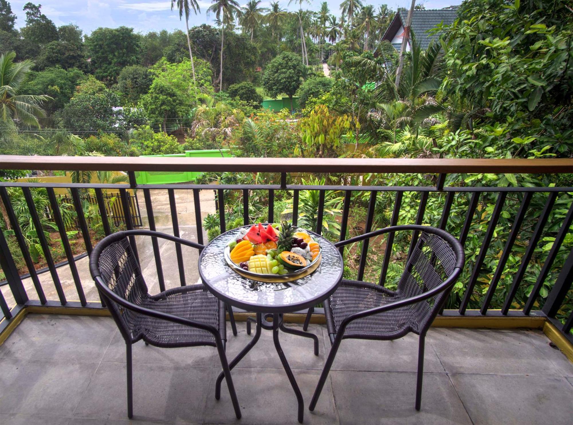 Butterfly Garden Villa Laem Set Beach Exterior photo